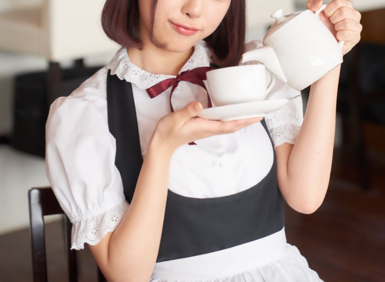 メイドカフェの値段相場はいくら？予算やシステムを現役メイドが解説